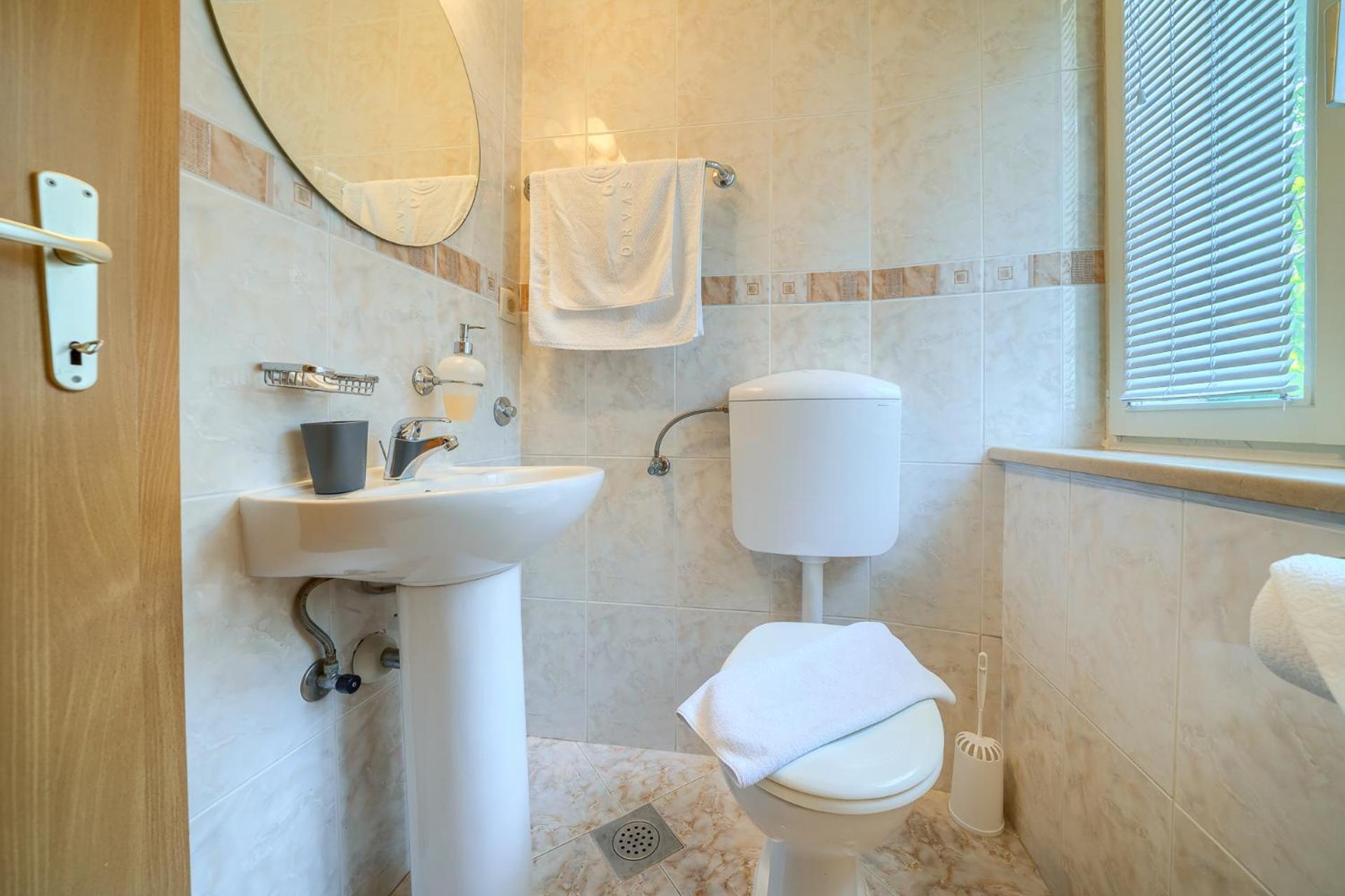 Villa Bonaca Perfect Location For A Holiday With Friends Or Family, Heated Pool Sumartin Kültér fotó