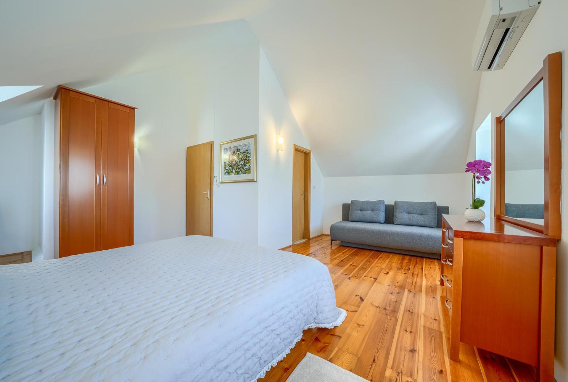 Villa Bonaca Perfect Location For A Holiday With Friends Or Family, Heated Pool Sumartin Kültér fotó